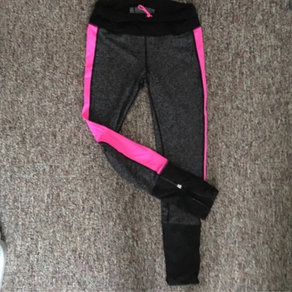 VS Knockout leggings hot pink black